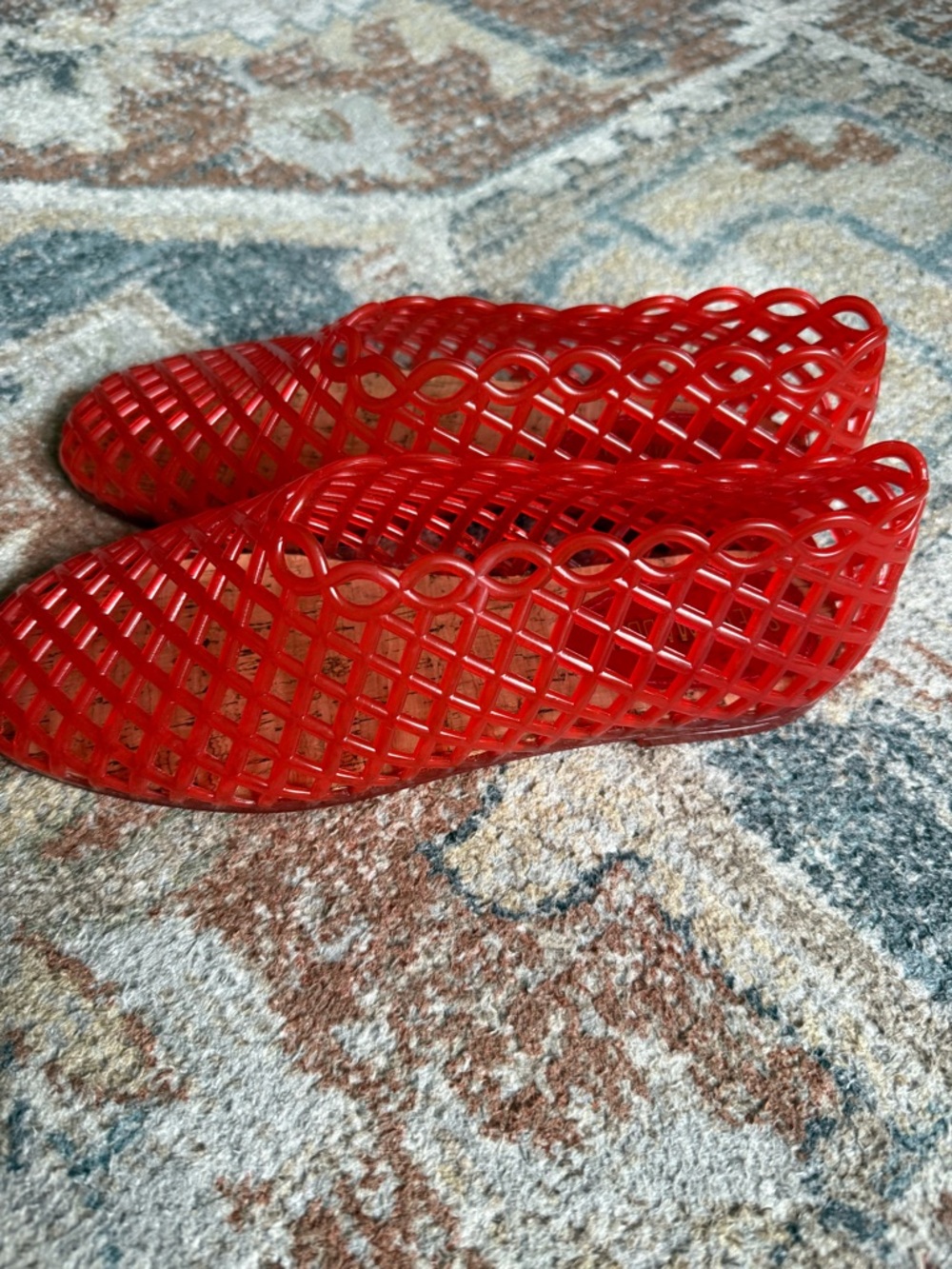 Red Lattice Ballet Flats - Women's Slip-On Shoes - Picture 3 of 6